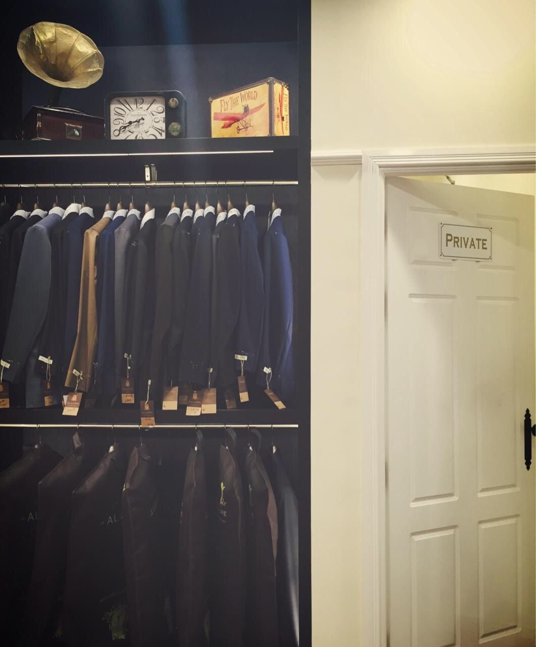 custom suit vs ready made suit Dubai